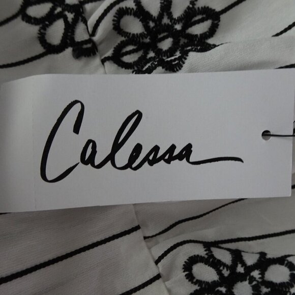 Calessa Tunic Top Women's Size 1X White Black Embroidery Loose Fit Bell Sleeve - Picture 6 of 8